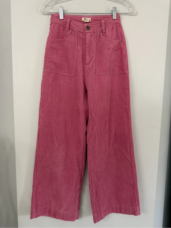 Billabong Pants - Billabong waist 24 pink wide leg patch pocket crop ankle corduroy pants women’s